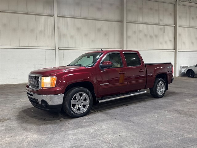 GMC Sierra 1500 SLT Crew Cab 4WD in Smithfield