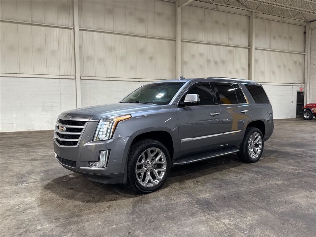 2019 Cadillac Escalade Luxury's photo