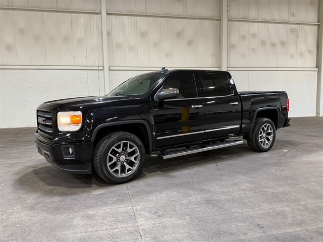 GMC Sierra 1500 SLT Crew Cab Short Box 4WD in Smithfield
