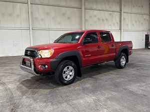 Picture of a 2015 Toyota Tacoma PreRunner Double Cab V6 5AT 2WD