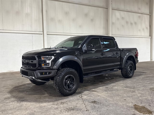 Ford F-150 Raptor SuperCrew 4WD in Smithfield