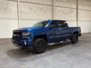 Picture of a 2017 Chevrolet Silverado 1500 LT Crew Cab 4WD