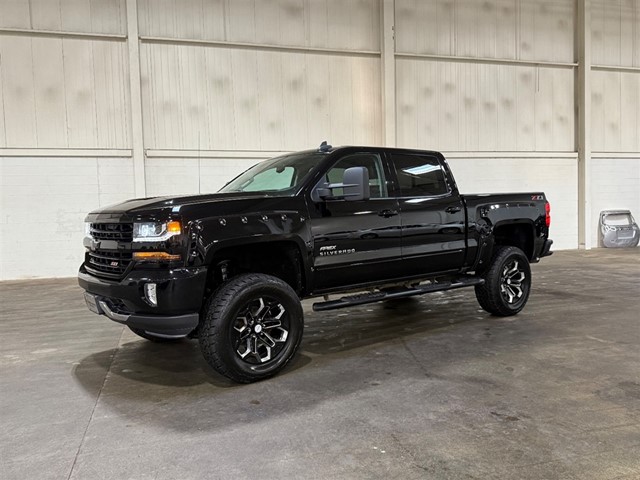 Chevrolet Silverado 1500 LT Crew Cab 4WD in Smithfield