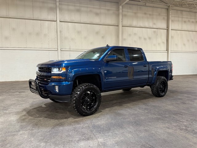 Chevrolet Silverado 1500 LT Crew Cab 4WD in Smithfield
