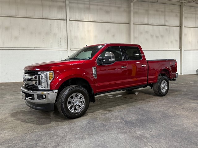 Ford F-250 SD XLT Crew Cab 4WD in Smithfield