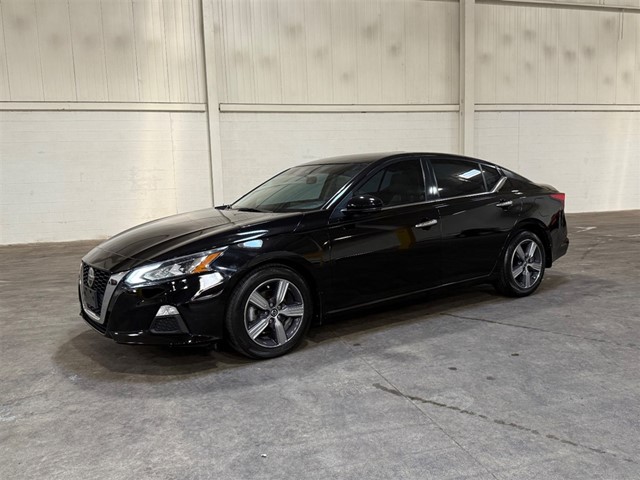 Nissan Altima 2.5 SV in Smithfield