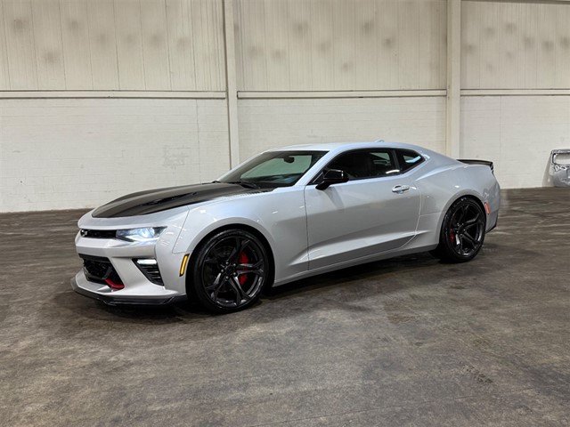 Chevrolet Camaro 1SS Coupe 6M in Smithfield