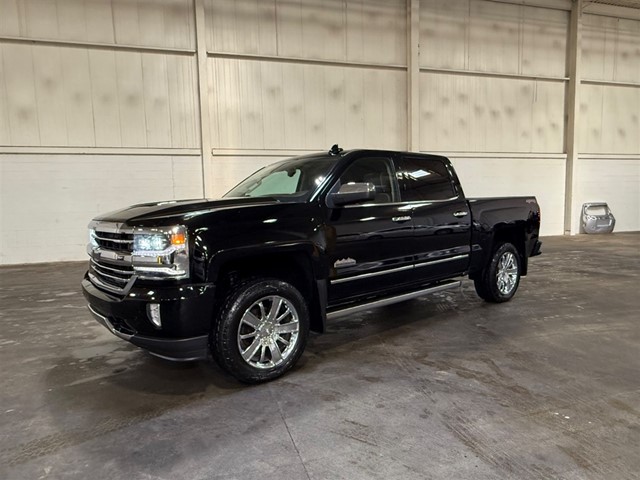 Chevrolet Silverado 1500 High Country Crew Cab Short Box 4WD in Smithfield