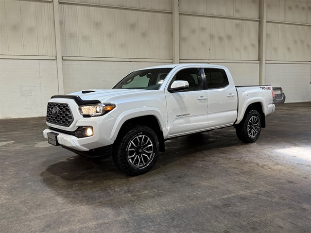 Toyota Tacoma TRD SPORT Double Cab 4WD in Smithfield