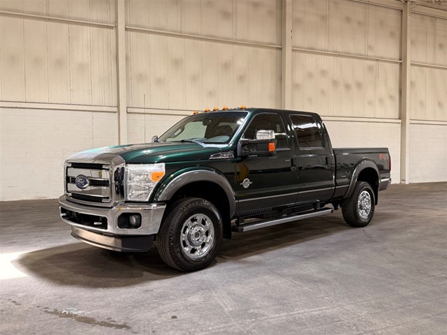Ford F-350 SD Lariat Crew Cab 4WD in Smithfield