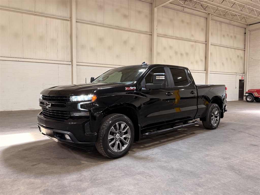 2019 Chevrolet Silverado 1500 RST 4WD Crew Cab Short Box's photo
