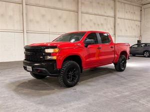 Picture of a 2019 Chevrolet Silverado 1500 Custom Trail Boss Crew Cab Short Bo