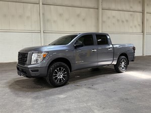 2021 Nissan Titan SV Crew Cab 4WD for sale by dealer