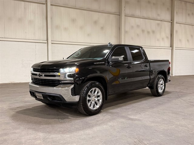 Chevrolet Silverado 1500 LT Crew Cab 4WD in Smithfield
