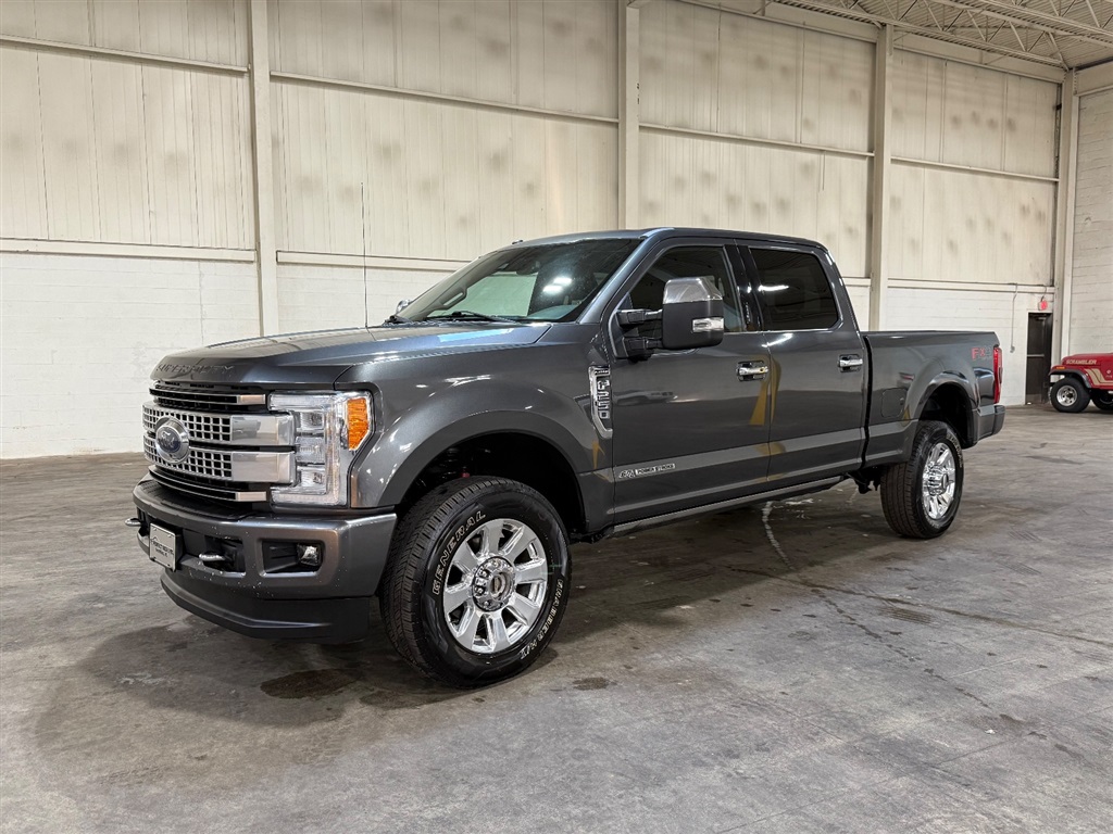 2017 Ford F-250 Platinum 4x4 Crew Cab 8' Box's photo