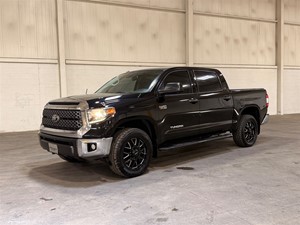 2018 Toyota Tundra SR5 5.7L V8 FFV CrewMax 4WD for sale by dealer