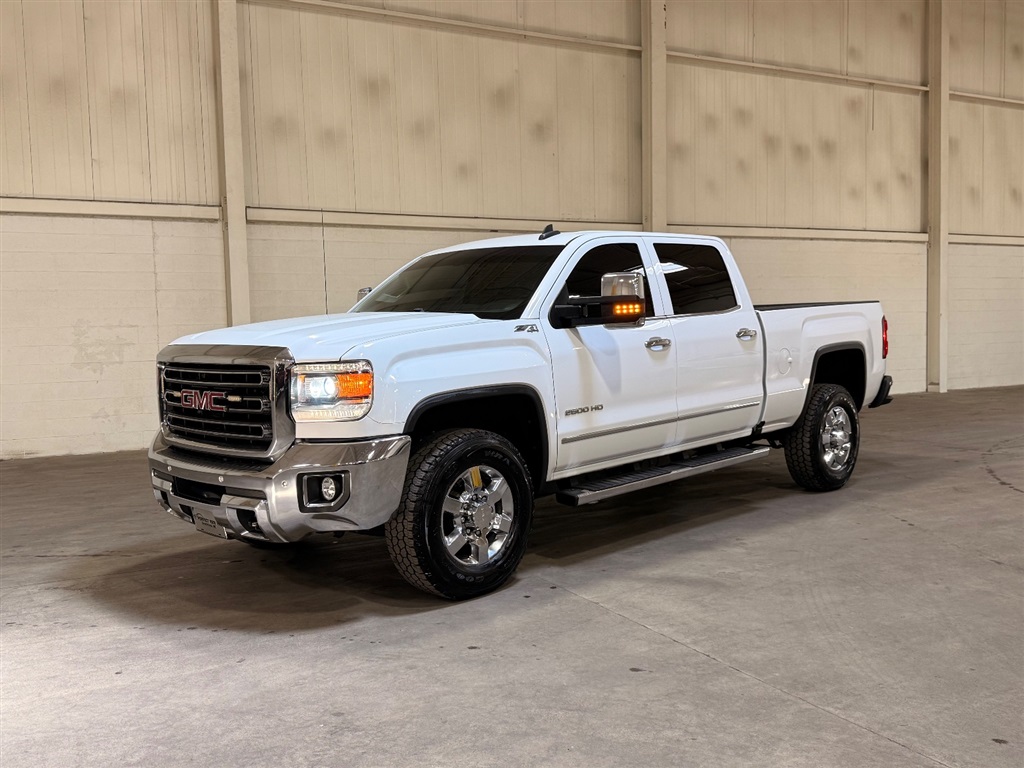 2019 GMC Sierra 4WD Crew Cab Standard Box SLT's photo