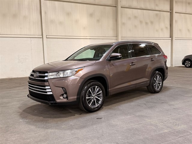 Toyota Highlander XLE FWD V6 in Smithfield