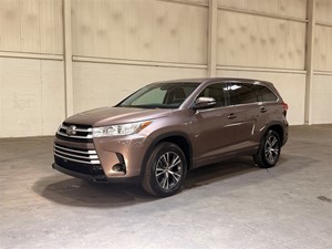 Picture of a 2017 Toyota Highlander LE FWD I4