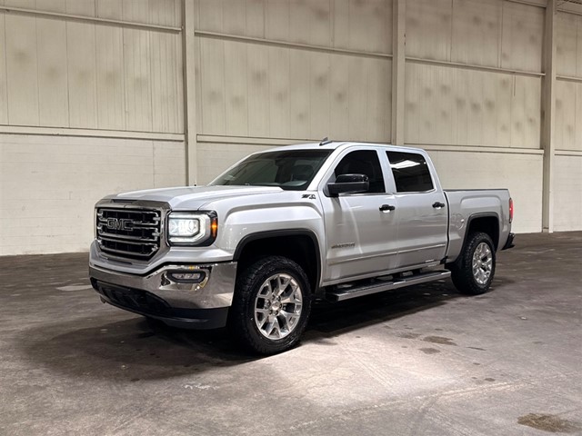 GMC Sierra 1500 SLT Crew Cab Short Box 4WD in Smithfield
