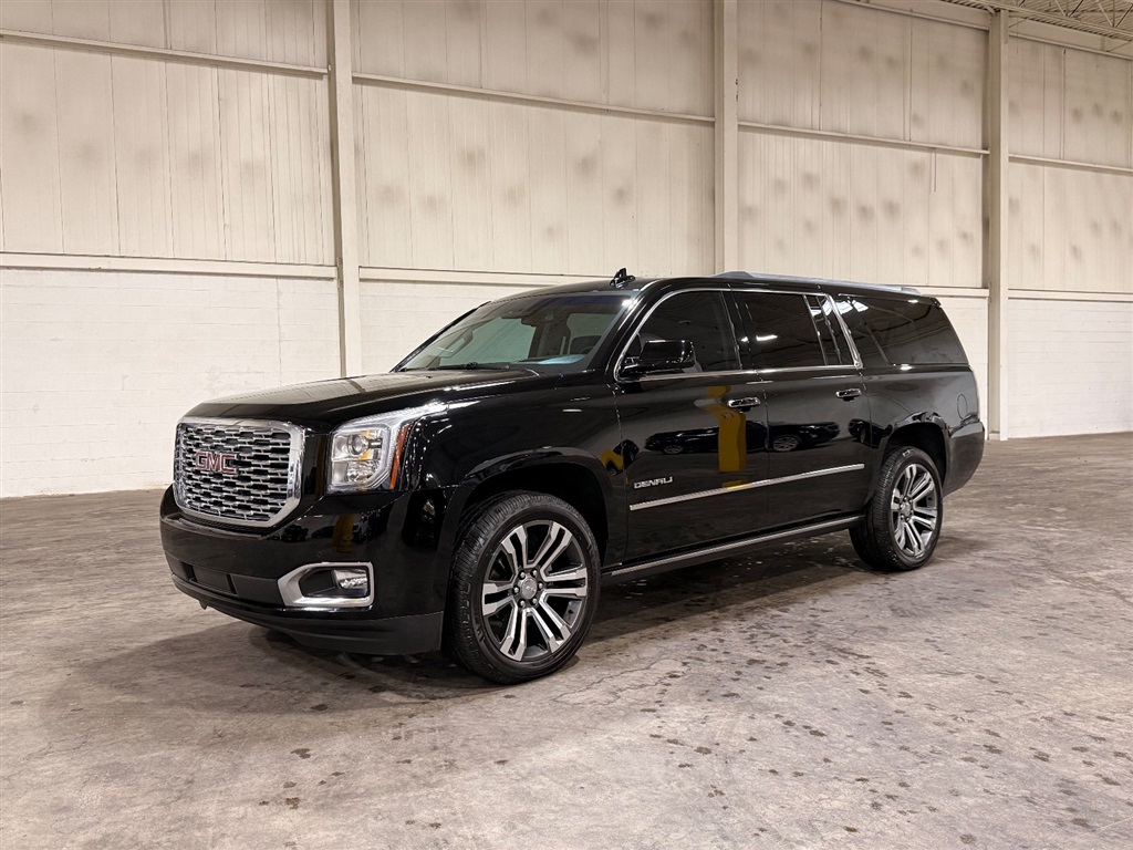 2017 GMC Yukon Denali AWD's photo