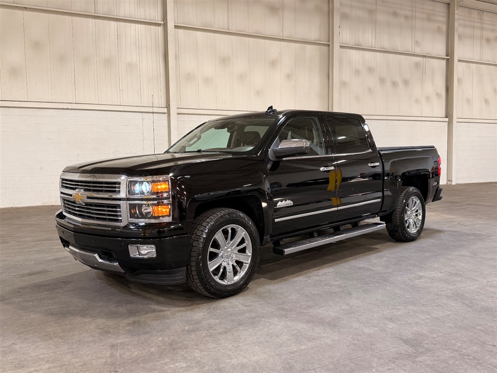 2015 Chevrolet Silverado 1500 High Country Crew Cab Standard Box's photo