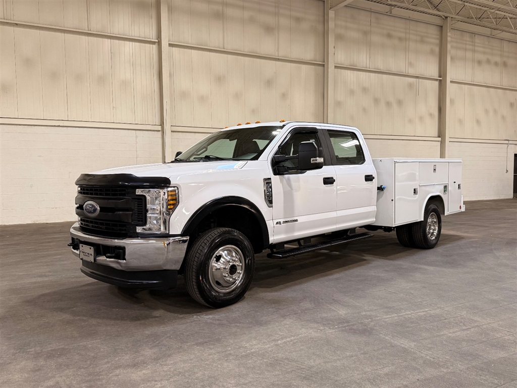 2019 Ford F-350 XL 4x4 Crew Cab 179-In DRW's photo