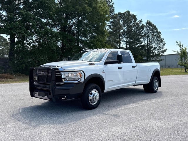 RAM 3500 Tradesman Crew Cab 4WD DRW in Smithfield