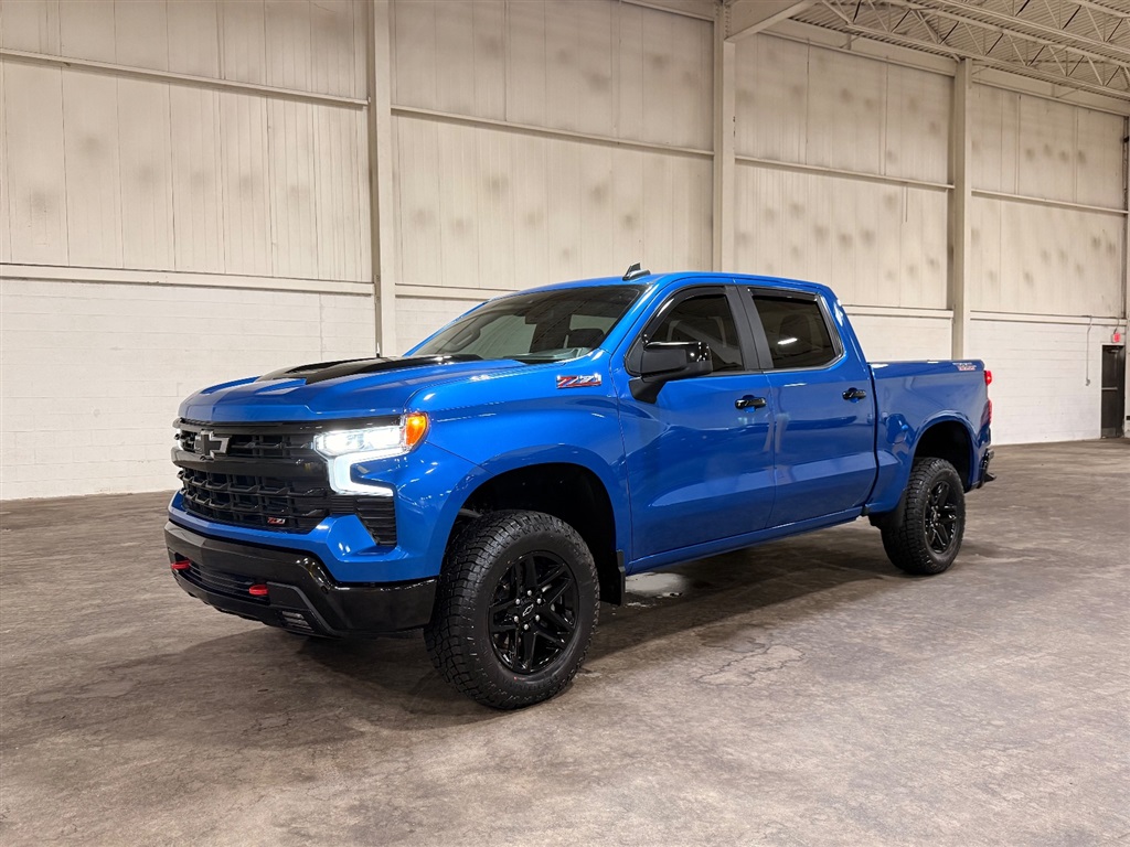2022 Chevrolet Silverado 1500 LT Trail Boss 4X4 Crew Cab Short Box's photo