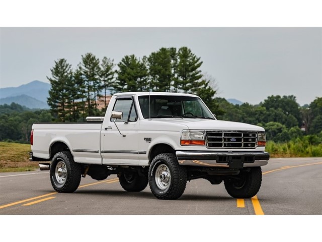 Ford F-250 XL LD Reg. Cab 4WD in Asheville