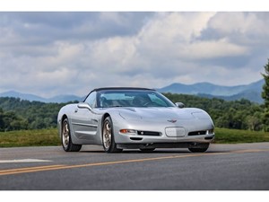 Picture of a 2000 Chevrolet Corvette Convertible