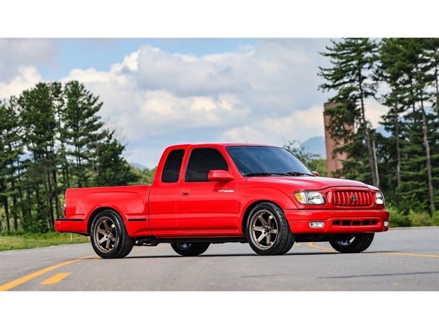 Toyota Tacoma Xtracab 2WD in Asheville