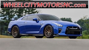 Picture of a 2020 Nissan GT-R Premium