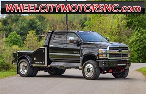 Picture of a 2020 Chevrolet Silverado 5500HD Custom-Built