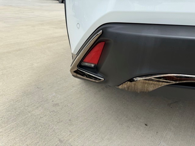 2019 Lexus UX 250h Premium F SPORT photo 25