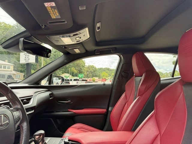 2019 Lexus UX 250h Premium F SPORT photo 59