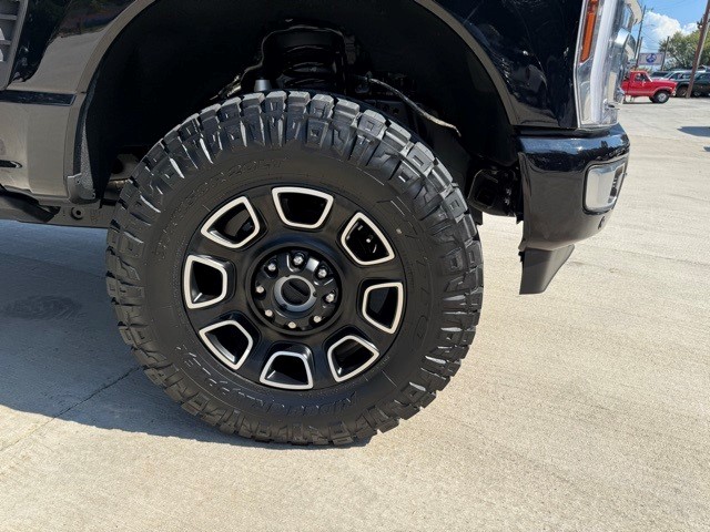 2024 Ford F-250 photo 14
