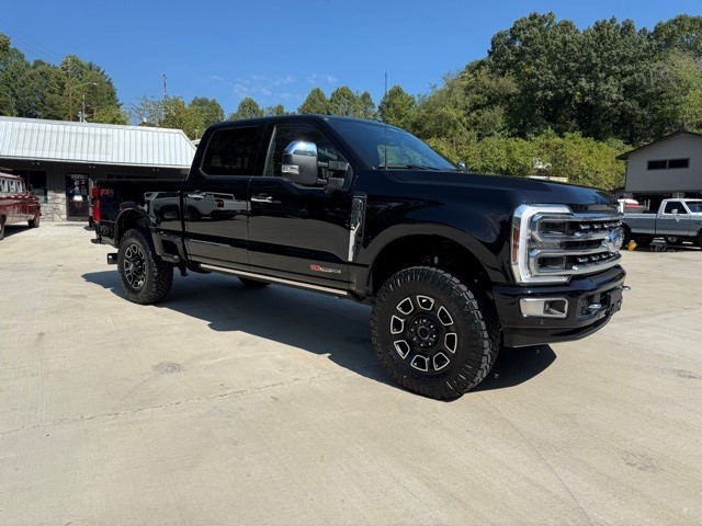 2024 Ford F-250 photo 2