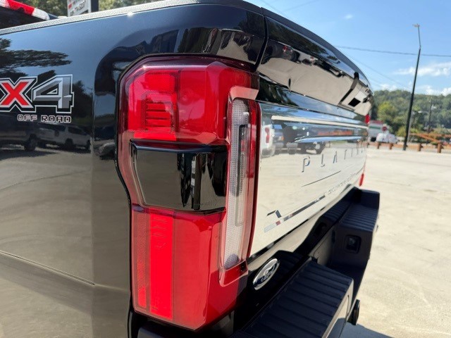 2024 Ford F-250 photo 36