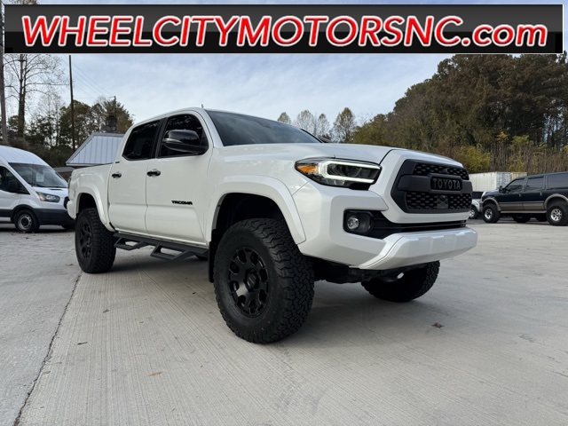 2021 Toyota Tacoma Limited's photo