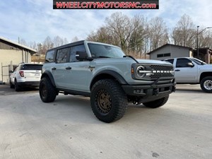 Picture of a 2022 Ford Bronco Badlands