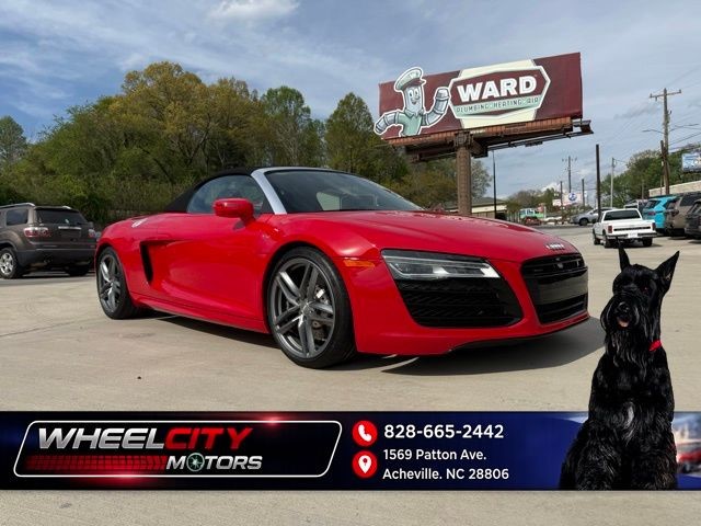 Audi R8 5.2 V10 in Asheville