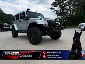 Picture of a 2012 Jeep Wrangler Unlimited Sahara