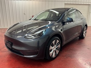 Picture of a 2024 TESLA MODEL Y Long Range