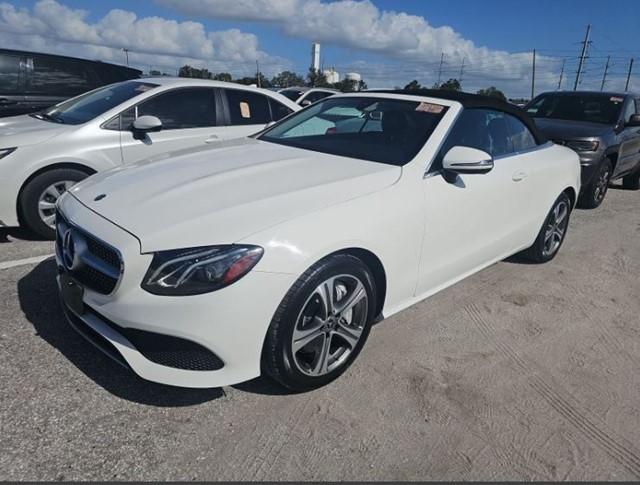 MERCEDES-BENZ E-CLASS E400 4MATIC Cabriolet in Fayetteville