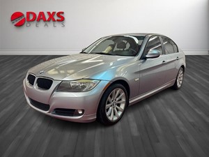 Picture of a 2011 BMW 3-SERIES 328i