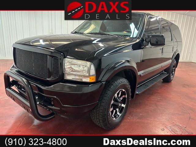 FORD EXCURSION XLT Premium 6.8L 4WD LIMO in Fayetteville