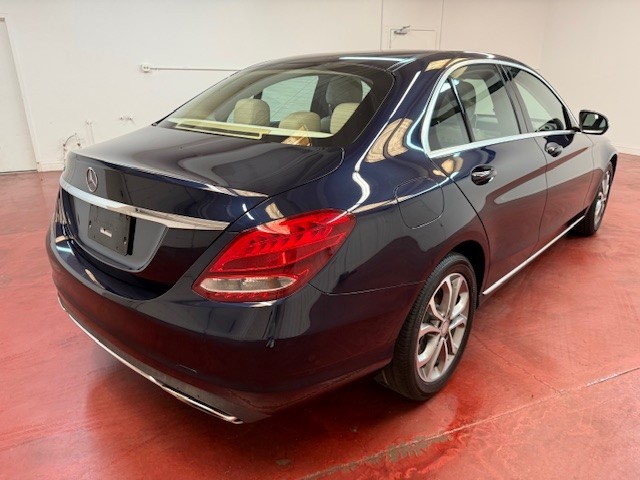 2015 Mercedes Benz C 300 Sedan photo 5