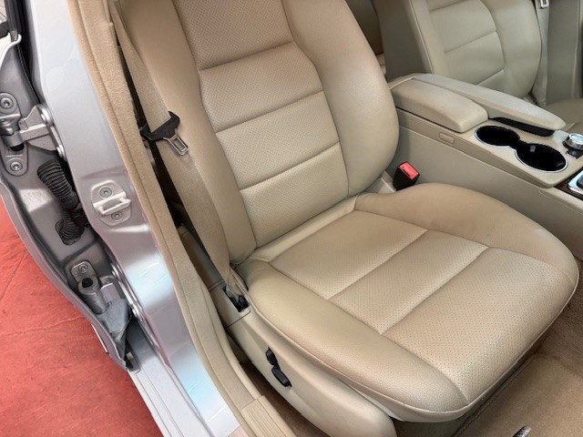 2013 Mercedes Benz C 250 Luxury Sedan photo 13