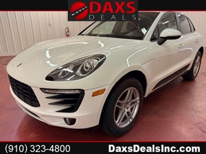 Picture of a 2017 PORSCHE MACAN GTS